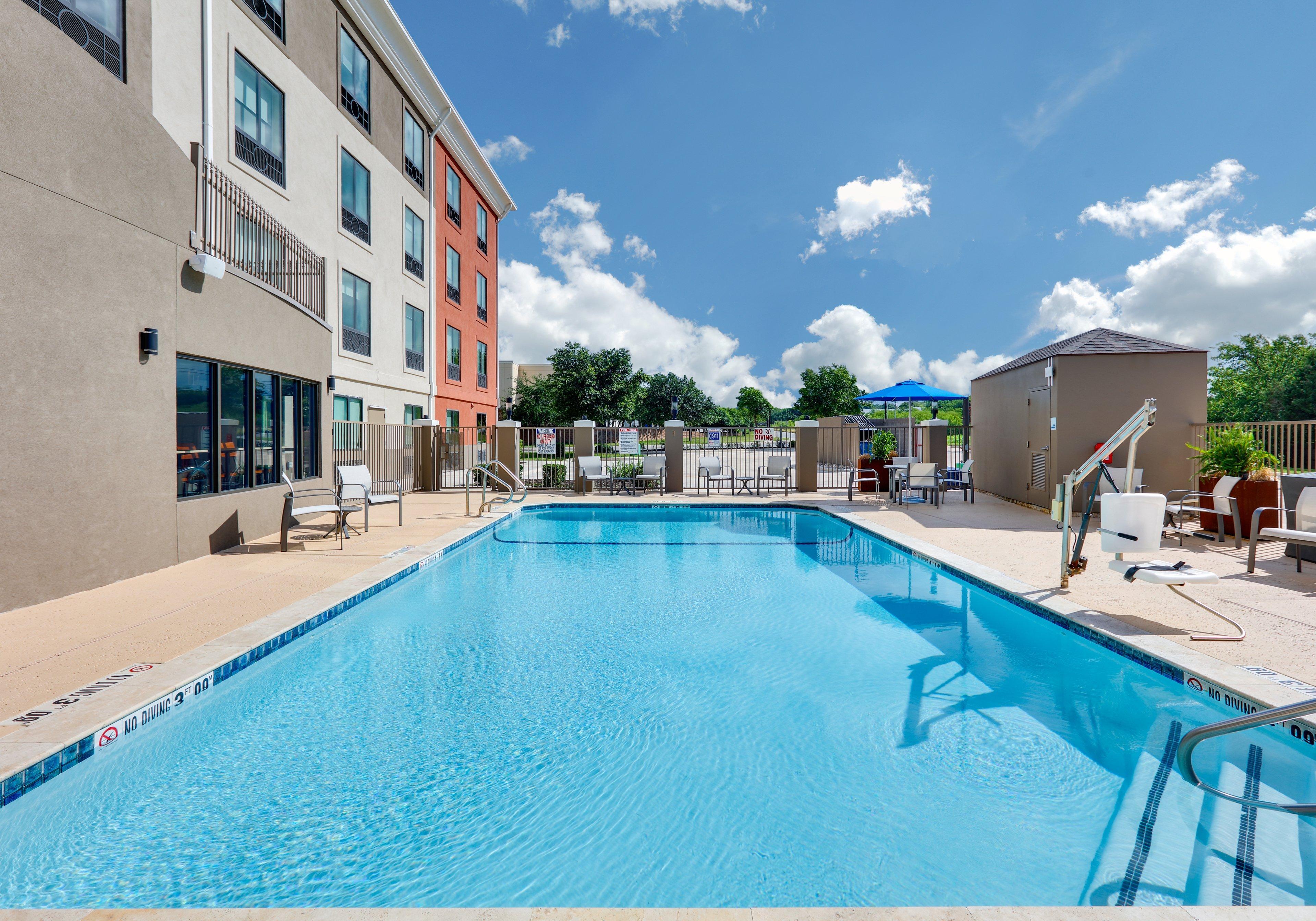 Hotel Express & Nw Near Seaworld By Ihg 2*